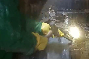 丰满消防水池堵漏施工视频